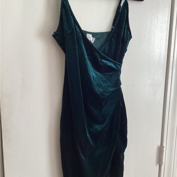 Velour green cocktail dress size M - Picture 1 of 9